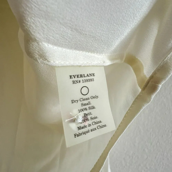 Everlane Pocket Silk Long Sleeve Blouse Women Small Button Shirt Cream Ivory - Picture 3 of 8
